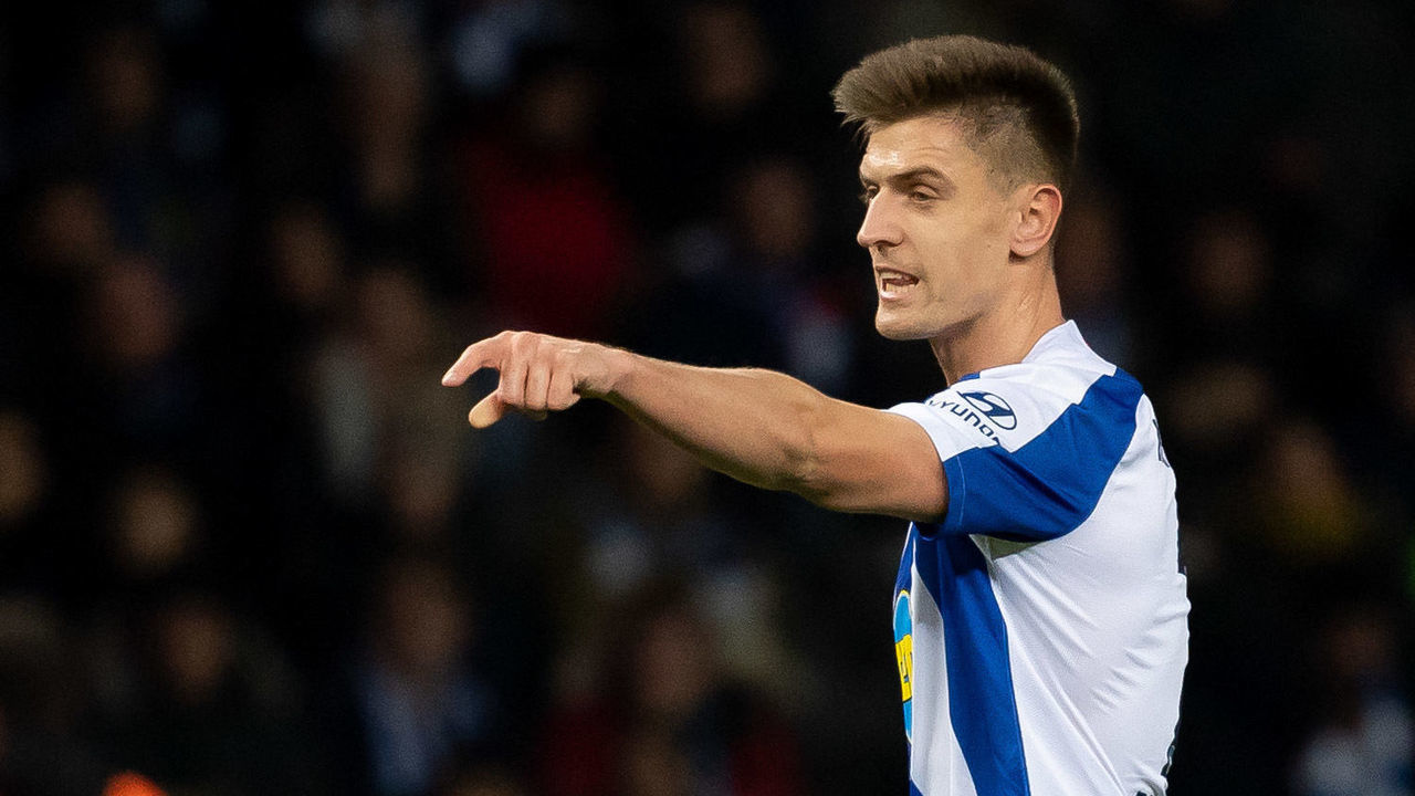 BERLIN, GERMANY - JANUARY 31: (BILD ZEITUNG OUT) Krzysztof Piatek of Hertha BSC Berlin gestures during the Bundesliga match between Hertha BSC and FC Schalke 04 at Olympiastadion on January 31, 2020 in Berlin, Germany.