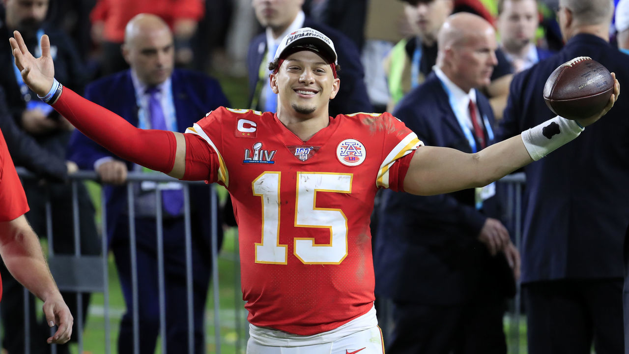 MIAMI, FLORIDA - FEBRUARY 02: Patrick Mahomes #15 of the Kansas City Chiefs celebrates after defeating the San Francisco 49ers 31-20 in Super Bowl LIV at Hard Rock Stadium on February 02, 2020 in Miami, Florida.