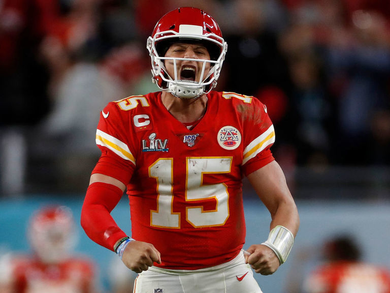 Buccaneers choose white jerseys, Chiefs back in red for Super Bowl