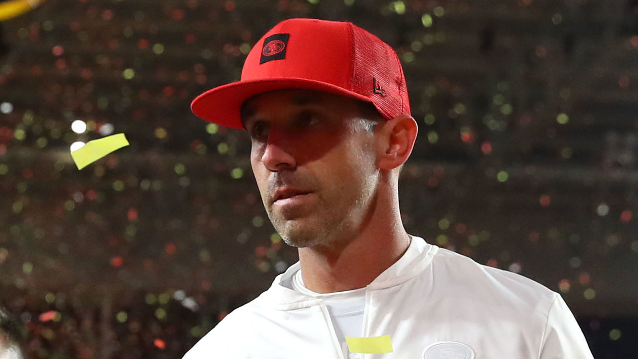 MIAMI, FLORIDA - FEBRUARY 02: Head coach Kyle Shanahan of the San Francisco 49ers reacts after losing to the Kansas City Chiefs 31-20 in Super Bowl LIV at Hard Rock Stadium on February 02, 2020 in Miami, Florida.