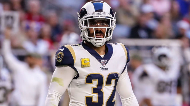 GLENDALE, AZ - DECEMBER 01: Los Angeles Rams free safety Eric Weddle (32) looks on during the NFL football game between the Los Angeles Rams and the Arizona Cardinals on December 1, 2019 at State Farm Stadium in Glendale, Arizona.