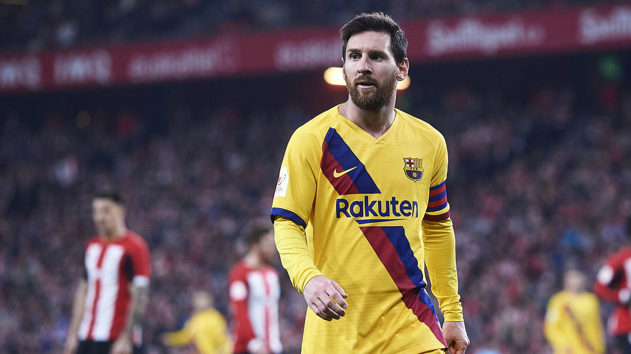 BILBAO, SPAIN - FEBRUARY 06: Lionel Messi of FC Barcelona looks on during the Copa del Rey quarter final match between Athletic Bilbao and FC Barcelona at Estadio de San Mames on February 06, 2020 in Bilbao, Spain.