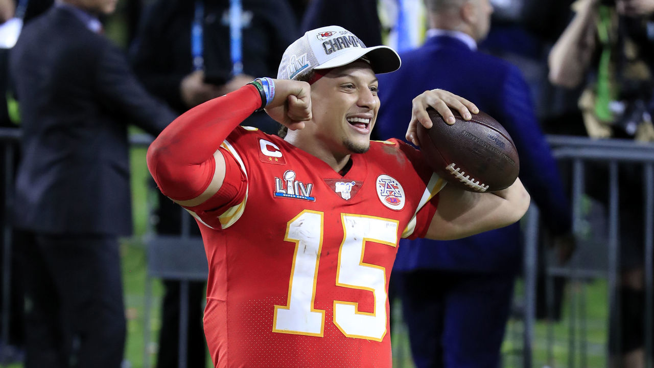 MIAMI, FLORIDA - FEBRUARY 02: Patrick Mahomes #15 of the Kansas City Chiefs celebrates after defeating San Francisco 49ers by 31 to 20 in Super Bowl LIV at Hard Rock Stadium on February 02, 2020 in Miami, Florida.
