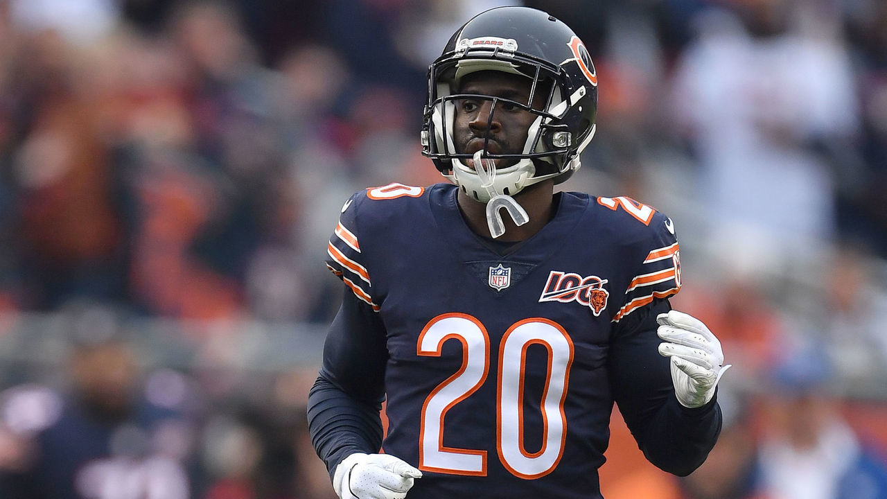 CHICAGO, IL - OCTOBER 20: Chicago Bears cornerback Prince Amukamara (20) runs in game action during a game between the Chicago Bears and the New Orleans Saints on October 20, 2019 at Soldier Field in Chicago, IL.