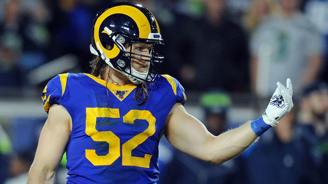 LOS ANGELES, CA - DECEMBER 08: Los Angeles Rams linebacker Clay Matthews (52) on the field during an NFL football game against the Seattle Seahawks played on December 8, 2019 at the Los Angeles Memorial Coliseum in Los Angeles, CA.