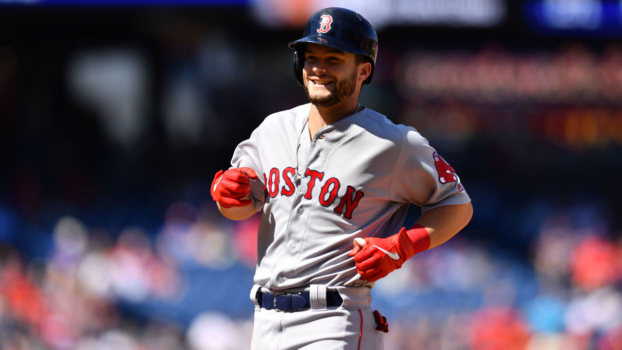 Red Sox, Andrew Benintendi avoid arbitration with two-year deal