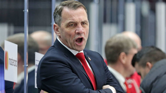 NOVOSIBIRSK, RUSSIA DECEMBER 28, 2019: HC Kunlun Red Star Beijing's head coach Curt Fraser reacts in their 2019/20 KHL Regular Season ice hockey match against HC Sibir Novosibirsk Region', at the Sibir Arena. Kirill Kukhmar/TASS