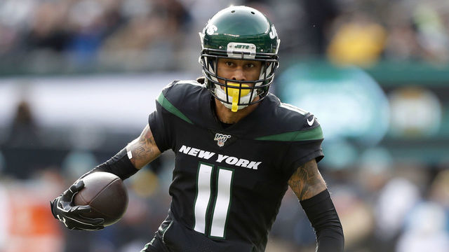 EAST RUTHERFORD, NEW JERSEY - DECEMBER 08: (NEW YORK DAILIES OUT) Robby Anderson #11 of the New York Jets in action against the Miami Dolphins at MetLife Stadium on December 08, 2019 in East Rutherford, New Jersey. The Jets defeated the Dolphins 22-21.