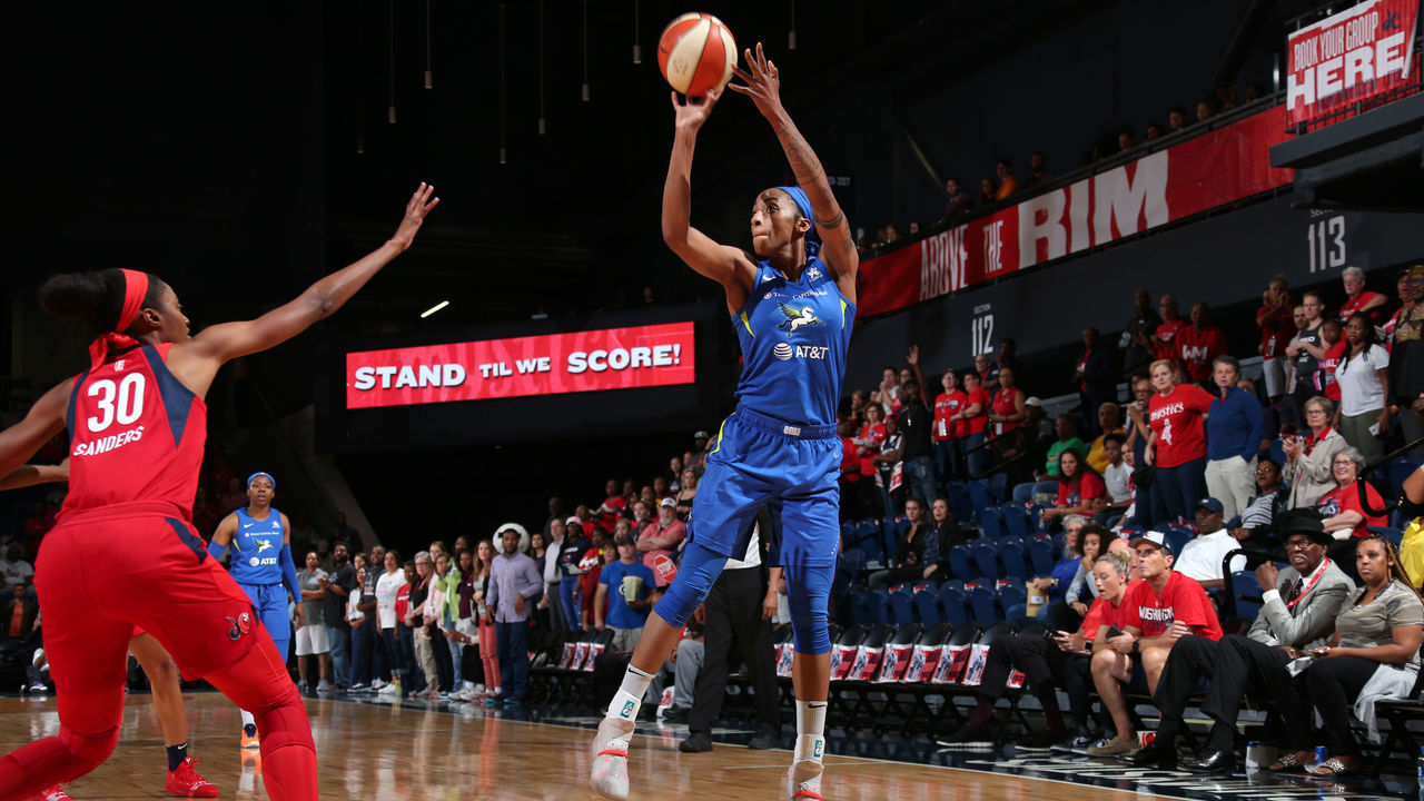 WASHINGTON, DC - SEPTEMBER 6: Glory Johnson #25 of the Dallas Wings shoots the ball against the Washington Mystics on September 6, 2019 at the St. Elizabeths East Entertainment and Sports Arena in Washington, DC. Mandatory Copyright Notice: Copyright 2019 NBAE
