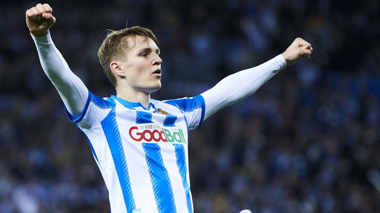 SAN SEBASTIAN, SPAIN - FEBRUARY 13: Martin Odegaard of Real Sociedad celebrates after scoring his team's second goal during the Copa del Rey Semi-Final 1st Leg match between Real Sociedad and Mirandes at Estadio Anoeta on February 13, 2020 in San Sebastian, Spain.