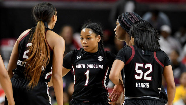 COLLEGE PARK, MD - NOVEMBER 10: Zia Cooke #1 of the South Carolina Gamecocks talks to her teammates during the game against the Maryland Terrapins at Xfinity Center on November 10, 2019 in College Park, Maryland.