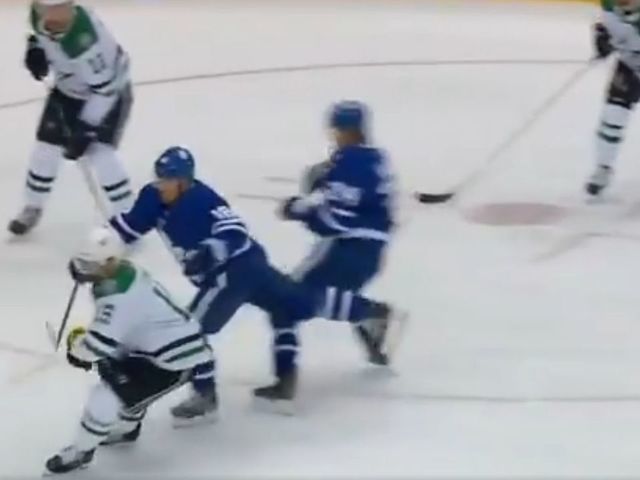 Maple Leafs' Keefe: Johnsson's knee injury won't be short term