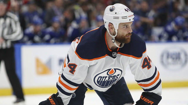 TAMPA, FL - FEBRUARY 13: Edmonton Oilers right wing Zack Kassian (44) in the 1st period of the NHL game between the Edmonton Oilers and Tampa Bay Lightning on February 13, 2020 at Amalie Arena in Tampa, FL.