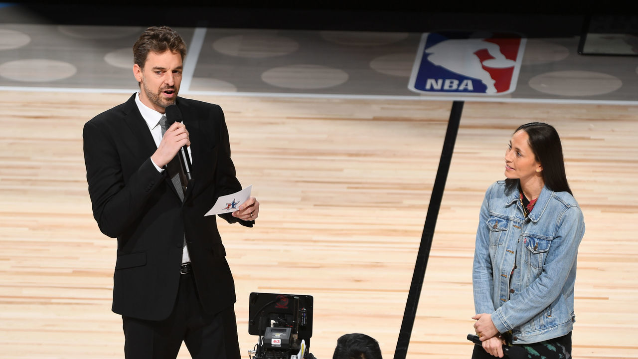 CHICAGO, IL - FEBRUARY 14: Pau Gasol speaks to crowd before the 2020 NBA All-Star Rising Stars Game on February 14, 2020 at the United Center in Chicago, Illinois. Mandatory Copyright Notice: Copyright 2020 NBAE