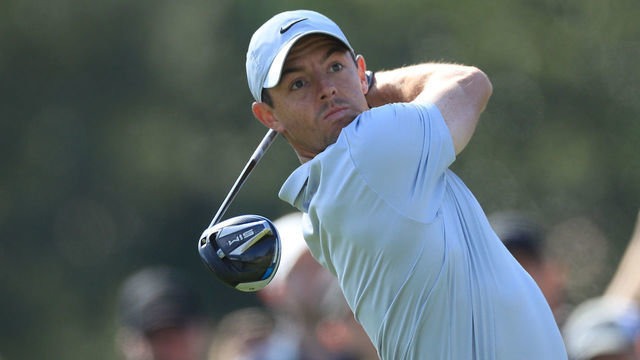 PACIFIC PALISADES, CALIFORNIA - FEBRUARY 15: Rory McIlroy of Northern Ireland plays his tee shot on the par 5, 17th hole during the third round of the Genesis Invitational at The Riviera Country Club on February 15, 2020 in Pacific Palisades, California.