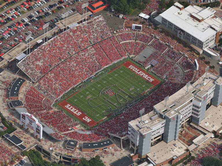 Hurricanes to host outdoor game at CarterFinley Stadium next season