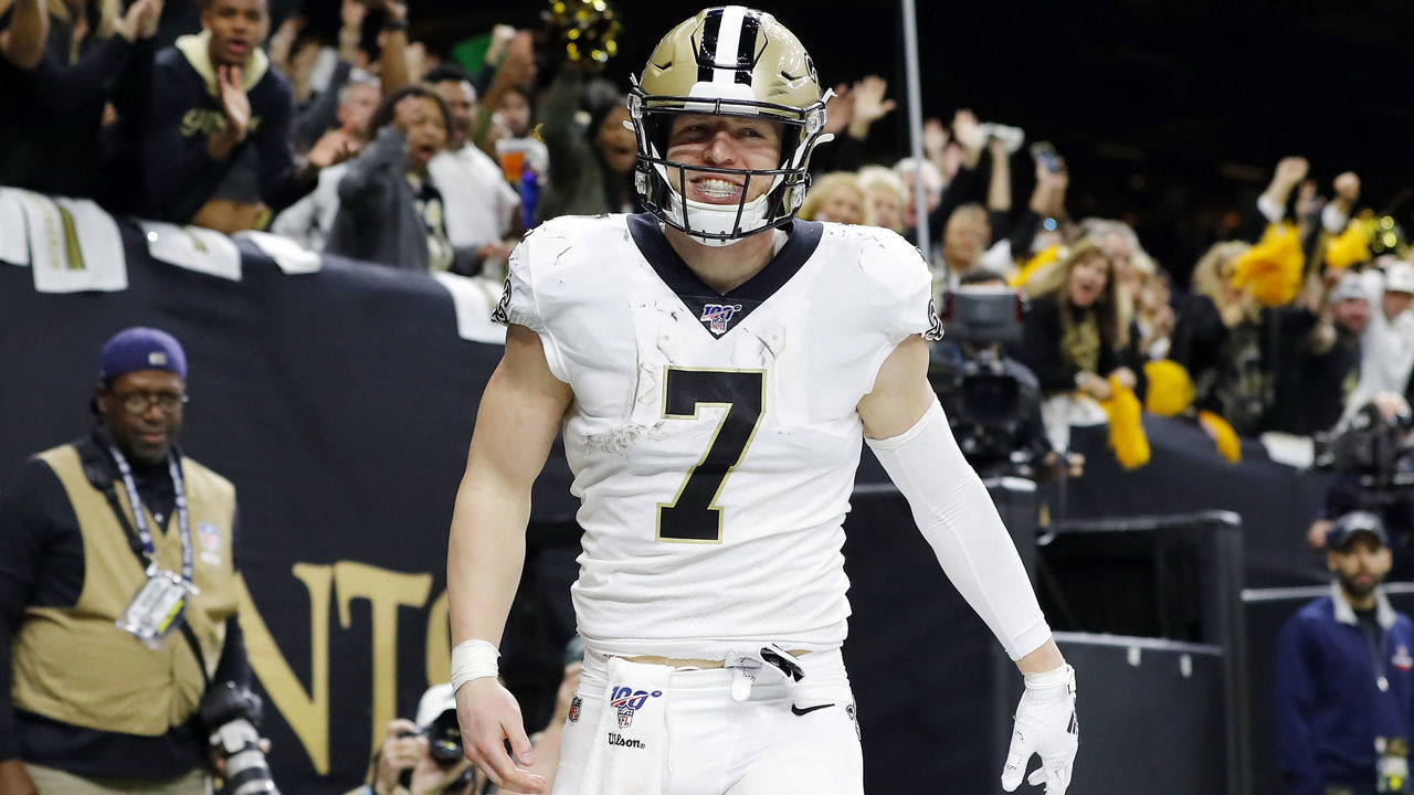 NEW ORLEANS, LOUISIANA - JANUARY 05: Taysom Hill #7 of the New Orleans Saints celebrates after catching a touchdown pass during the fourth quarter against the Minnesota Vikings in the NFC Wild Card Playoff game at Mercedes Benz Superdome on January 05, 2020 in New Orleans, Louisiana.