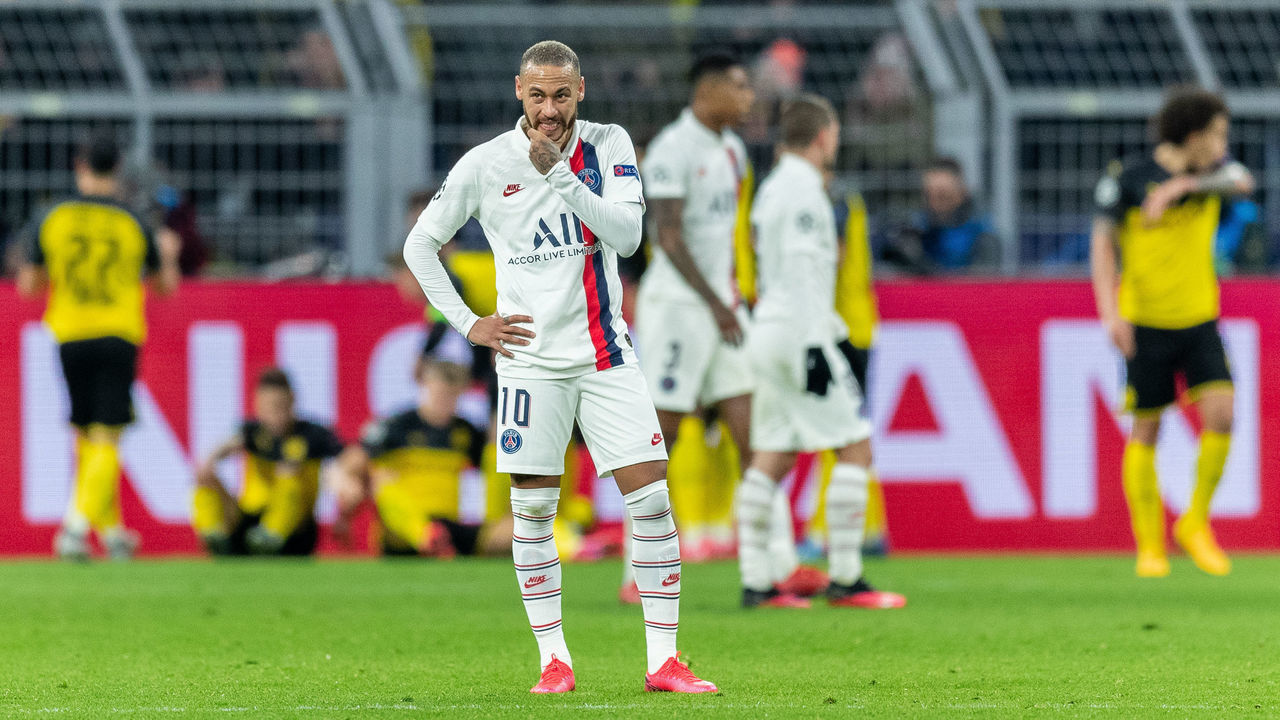 DORTMUND, GERMANY - FEBRUARY 18: Neymar of Paris Saint-Germain looks dejected after Erling Braut Haaland of Borussia Dortmund scores his team's second goal during the UEFA Champions League round of 16 first leg match between Borussia Dortmund and Paris Saint-Germain at Signal Iduna Park on February 18, 2020 in Dortmund, Germany.