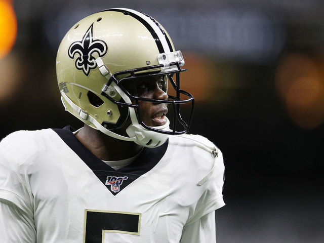 NEW ORLEANS, LOUISIANA - JANUARY 05: Teddy Bridgewater #5 of the New Orleans Saints warms up before the NFC Wild Card Playoff game against the Minnesota Vikings at Mercedes Benz Superdome on January 05, 2020 in New Orleans, Louisiana.