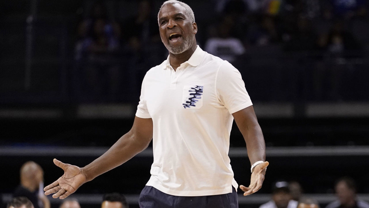 OKLAHOMA CITY, OKLAHOMA - JULY 21: Head coach Charles Oakley of Killer 3s yells to his team against Ball Hogs during week five of the BIG3 three on three basketball league at Chesapeake Energy Arena on July 21, 2019 in Oklahoma City, Oklahoma.