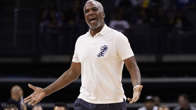 OKLAHOMA CITY, OKLAHOMA - JULY 21: Head coach Charles Oakley of Killer 3s yells to his team against Ball Hogs during week five of the BIG3 three on three basketball league at Chesapeake Energy Arena on July 21, 2019 in Oklahoma City, Oklahoma.