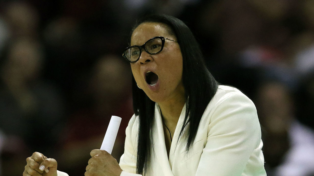 COLUMBIA, SC - FEBRUARY 01: Dawn Staley head coach of the South Carolina Lady Gamecocks during the UConn Huskies game versus the South Carolina Lady Gamecocks on February 1, 2018, at the Colonial Life Arena in Columbia, SC.