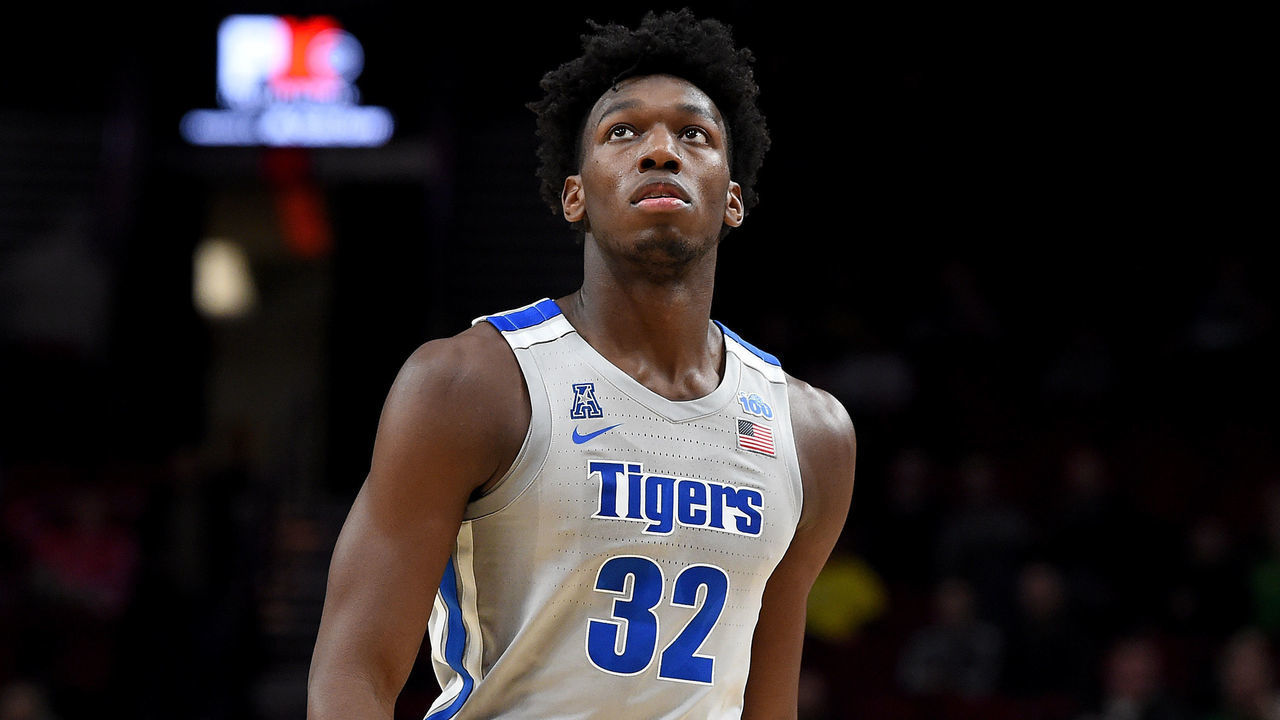 PORTLAND, OREGON - NOVEMBER 12: James Wiseman #32 of the Memphis Tigers walks up court during the first half of the game against the Oregon Ducks between the Oregon Ducks and Memphis Grizzlies at Moda Center on November 12, 2019 in Portland, Oregon.