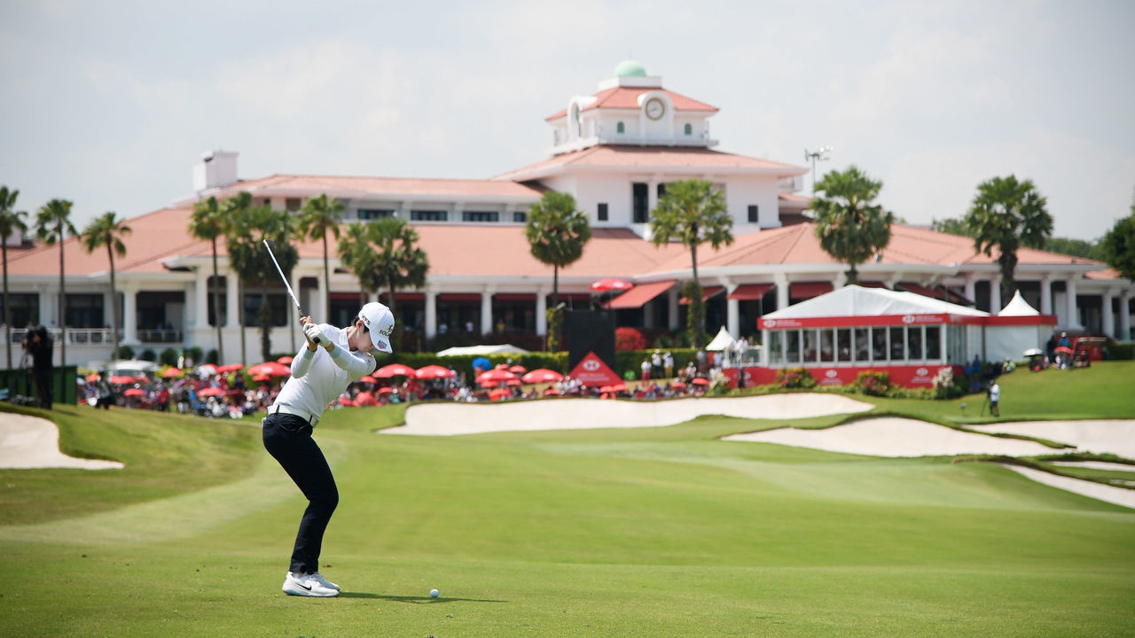 SINGAPORE, SINGAPORE - MARCH 03: Sung Hyun Park of South Korea plays her second shot on the 18th hole during the final round of the HSBC Women's World Championship at Sentosa Golf Club on March 03, 2019 in Singapore.