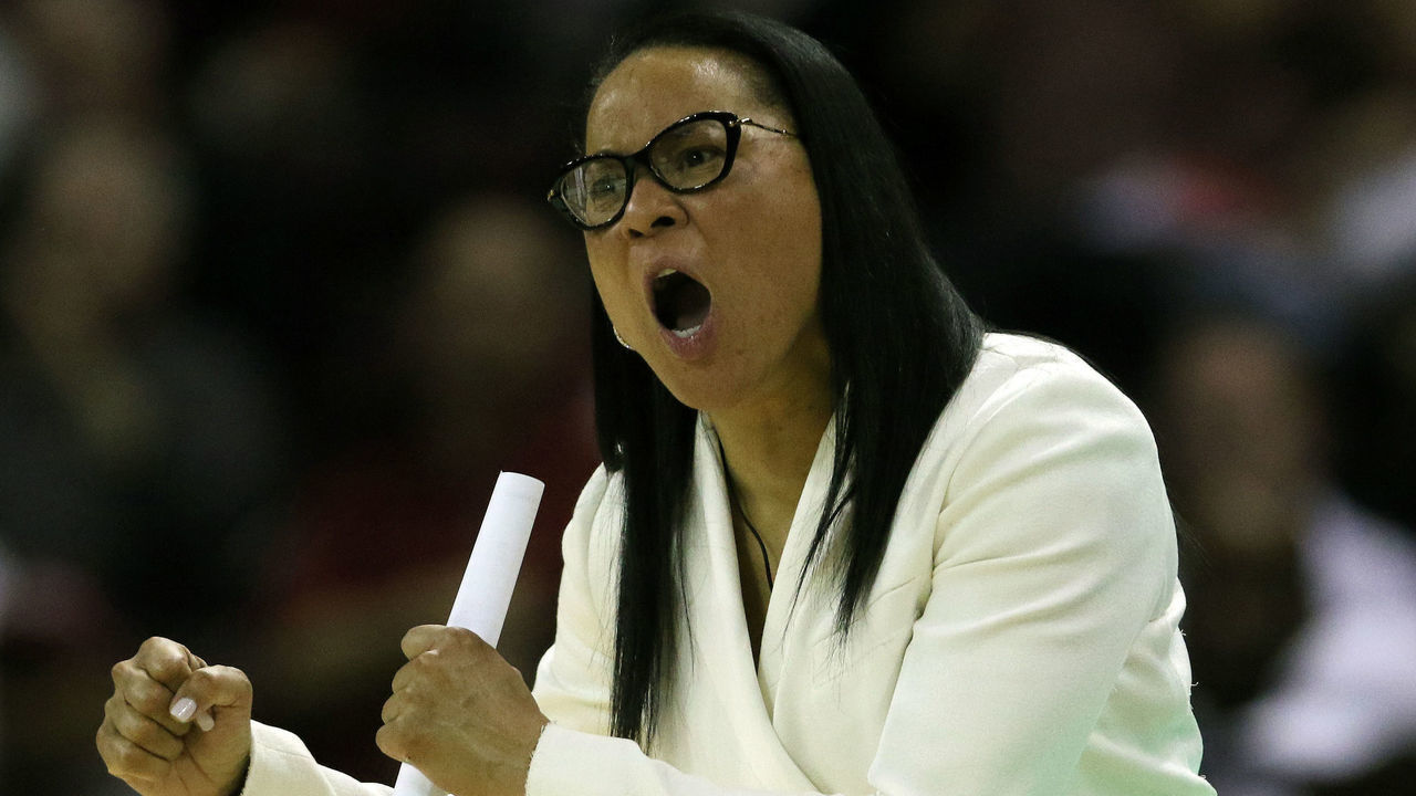 COLUMBIA, SC - FEBRUARY 01: Dawn Staley head coach of the South Carolina Lady Gamecocks during the UConn Huskies game versus the South Carolina Lady Gamecocks on February 1, 2018, at the Colonial Life Arena in Columbia, SC.