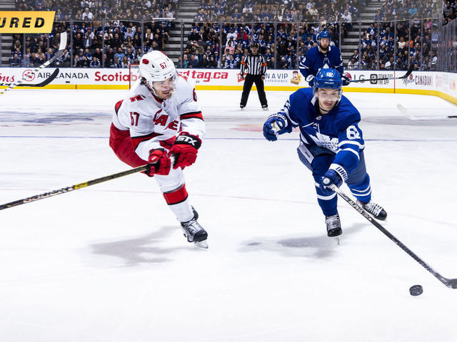 Emergency goalie game exposed worst of Leafs, best of Hurricanes