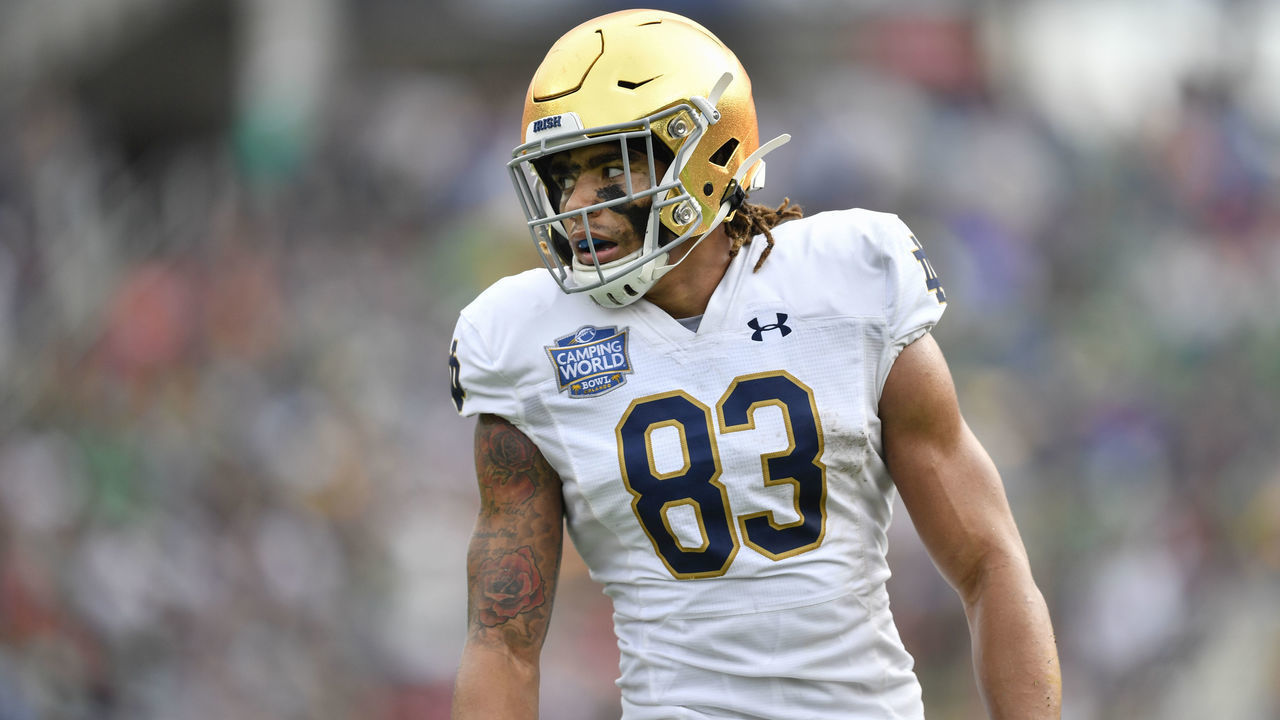 ORLANDO, FL - DECEMBER 28: Notre Dame Fighting Irish wide receiver Chase Claypool (83) during the second half of the Camping World Bowl between the Notre Dame Fighting Irish and the Iowa State Cyclones on December 28, 2019, at Camping World Stadium in Orlando, FL.