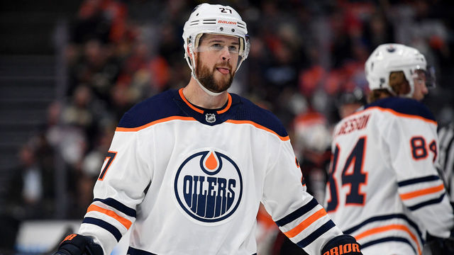 ANAHEIM, CALIFORNIA - FEBRUARY 25: Mike Green #27 of the Edmonton Oilers waits for a faceoff during a 4-3 Anaheim Ducks overtime win at Honda Center on February 25, 2020 in Anaheim, California.