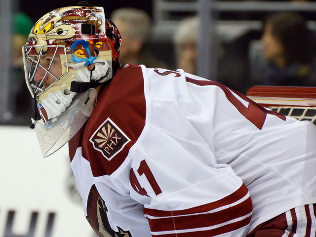 Coyotes' Mike Smith finally given medical clearance after MCL strain ended his season
