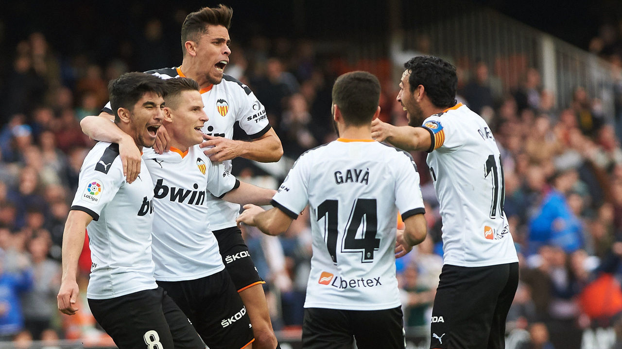 Valencia players celebrates the goal of Kevin Gameiro during the La Liga Santander match between Valencia and Real Betis at Estadio de Mestalla on February 29, 2020 in Valencia, Spain