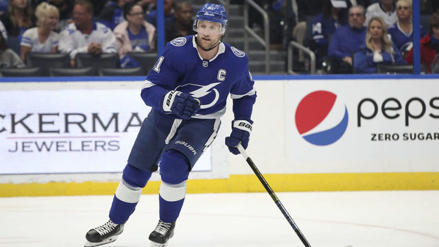 TAMPA, FL - FEBRUARY 25: Tampa Bay Lightning center Steven Stamkos (91) skates during the NHL game between the Toronto Maple Leafs and Tampa Bay Lightning on February 25, 2020 at Amalie Arena in Tampa, FL.