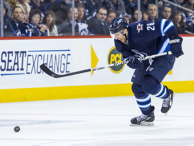 GIF: Jets' Wheeler crashes into open bench door