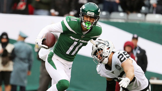 EAST RUTHERFORD, NEW JERSEY - NOVEMBER 24: Robby Anderson #11 of the New York Jets in action against the Oakland Raiders during their game at MetLife Stadium on November 24, 2019 in East Rutherford, New Jersey.