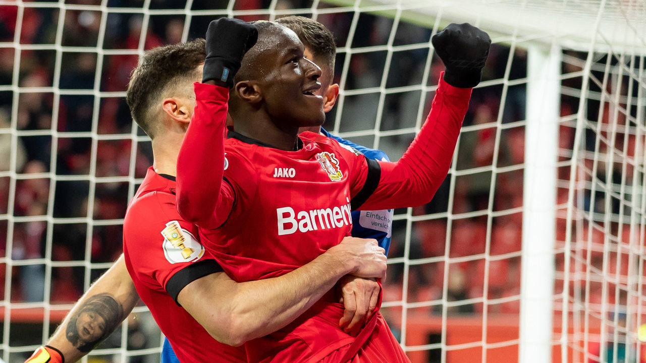 LEVERKUSEN, GERMANY - MARCH 04: (BILD ZEITUNG OUT) Moussa Diaby of Bayer 04 Leverkusen celebrates after scoring his team's third goal during the DFB Cup quarterfinal match between Bayer 04 Leverkusen and 1. FC Union Berlin at BayArena on March 4, 2020 in Leverkusen, Germany.