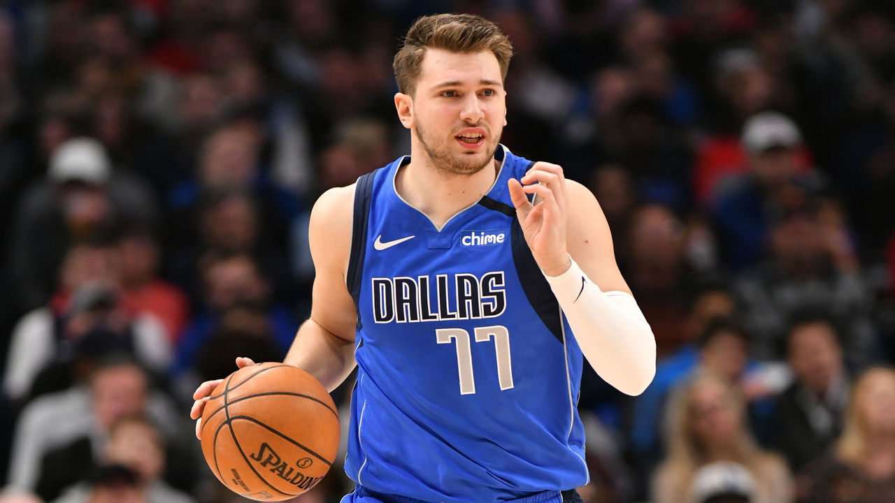 Doncic scores 34 points in triple-double, Mavs beat Pelicans