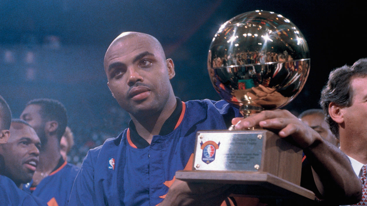 MUNICH, GERMANY - OCTOBER 23: Charles Barkley #34 of the Phoenix Suns poses with his MVP trophy during the 1993 McDonald's Open played October 23, 1993 at the Olympiahalle in Munich, Germany. NOTE TO USER: User expressly acknowledges that, by downloading and or using this photograph, User is consenting to the terms and conditions of the Getty Images License agreement. Mandatory Copyright Notice: Copyright 1993 NBAE