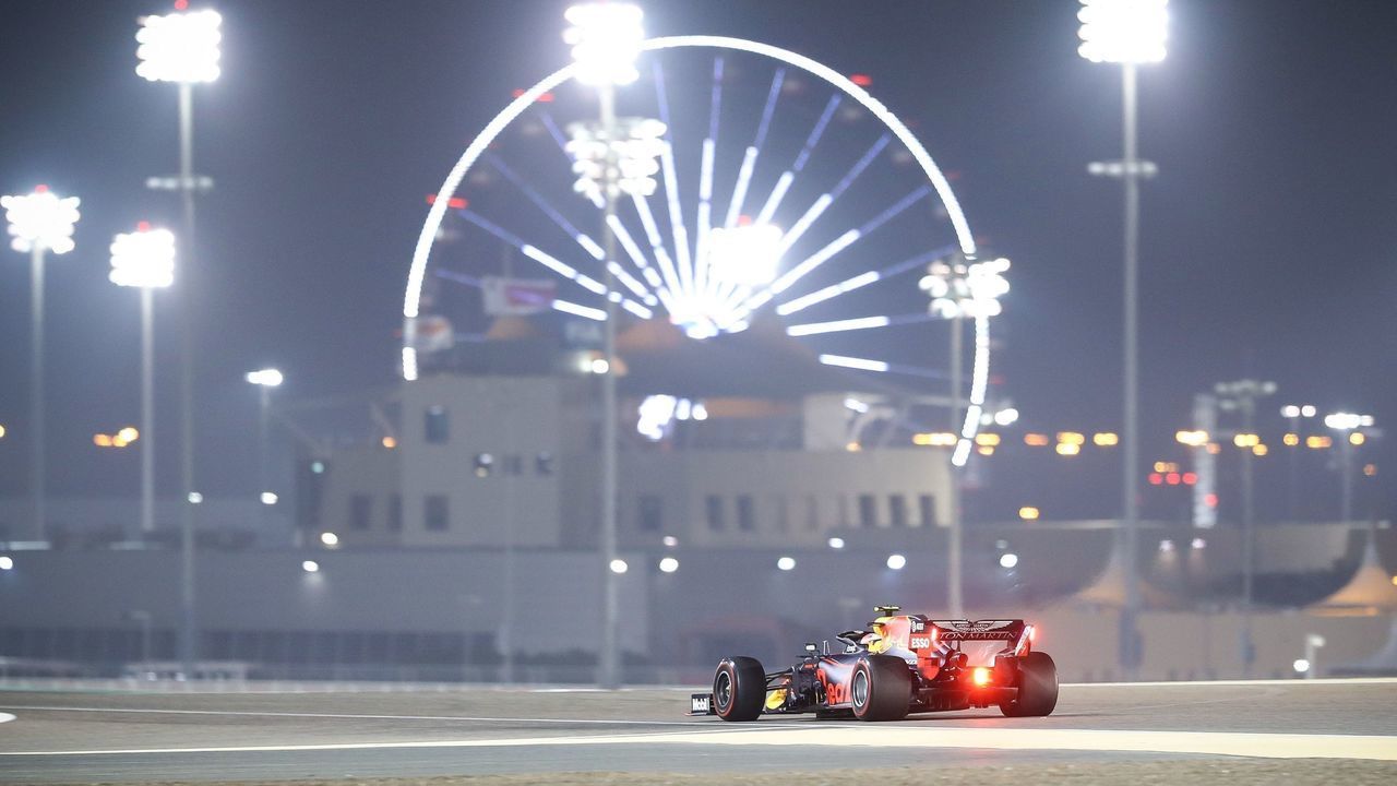 MANAMA, BAHRAIN - MARCH 31: Max Verstappen of the Netherlands driving the (33) Aston Martin Red Bull Racing RB15 competes during the F1 Grand Prix of Bahrain at Bahrain International Circuit on March 31, 2019 near Manama, Bahrain. The second race of the Grand Prix in the 2019 Formula 1 World Championship took place in Bahrain.