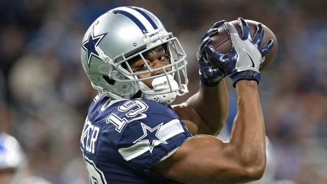 Dallas Cowboys wide receiver Amari Cooper (19) catches a pass during the first half of an NFL football game against the Detroit Lions in Detroit, Michigan USA, on Sunday, November 17, 2019