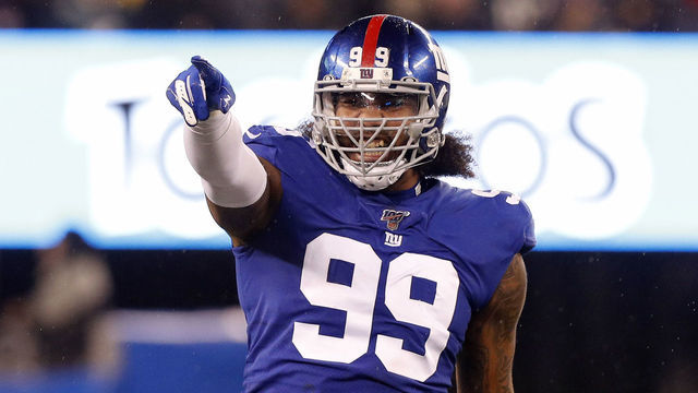 EAST RUTHERFORD, NEW JERSEY - DECEMBER 29: (NEW YORK DAILIES OUT) Leonard Williams #99 of the New York Giants in action against the Philadelphia Eagles at MetLife Stadium on December 29, 2019 in East Rutherford, New Jersey. The Eagles defeated the Giants 34-17.