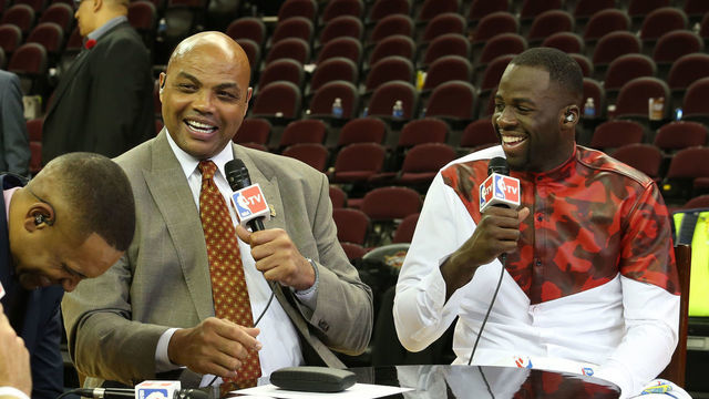 CLEVELAND, OH - JUNE 10: Matt Winer, Steve Smith, Grant Hill and Charles Barkley are seen with Draymond Green #23 of the Golden State Warriors after the game between the Cleveland Cavaliers and the Golden State Warriors in Game Four of the 2016 NBA Finals on June10, 2016 at Quicken Loans Arena in Cleveland, OH. NOTE TO USER: User expressly acknowledges and agrees that, by downloading and/or using this Photograph, user is consenting to the terms and conditions of the Getty Images License Agreement. Mandatory Copyright Notice: Copyright 2016 NBAE