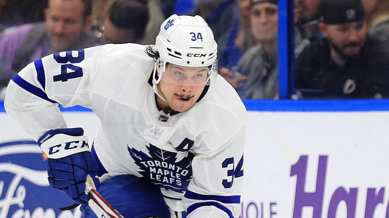 TAMPA, FLORIDA - FEBRUARY 25: Auston Matthews #34 of the Toronto Maple Leafs carries the puck during a game against the Tampa Bay Lightning at Amalie Arena on February 25, 2020 in Tampa, Florida.