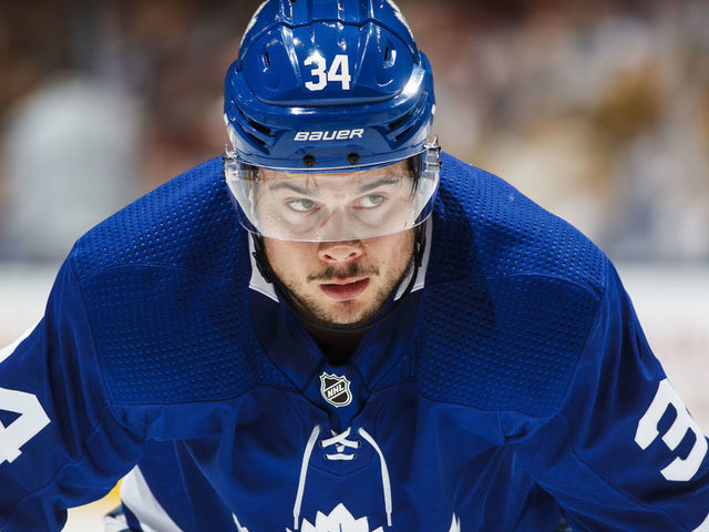 TORONTO, ON - OCTOBER 15: Auston Matthews #34 of the Toronto Maple Leafs prepares to take a face-off during the first period against the Los Angeles Kings at the Scotiabank Arena on October 15, 2018 in Toronto, Ontario, Canada.
