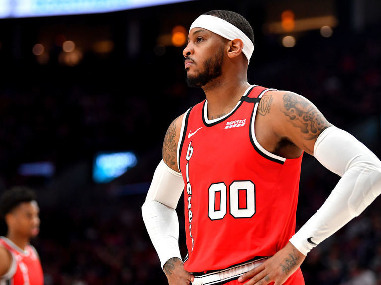 Melo offers financial advice to NBA players during suspended season