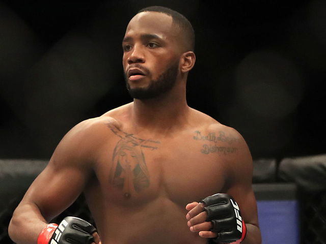 Edwards off card after venue moved to U.S., Woodley eyeing