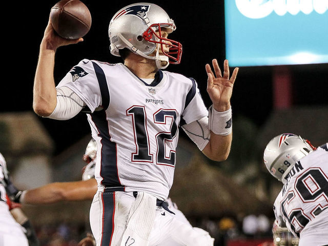 Patriots quarterback tom brady » » » » » endzone