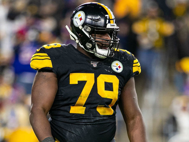 Steelers Land Former Eagles Offensive Tackle